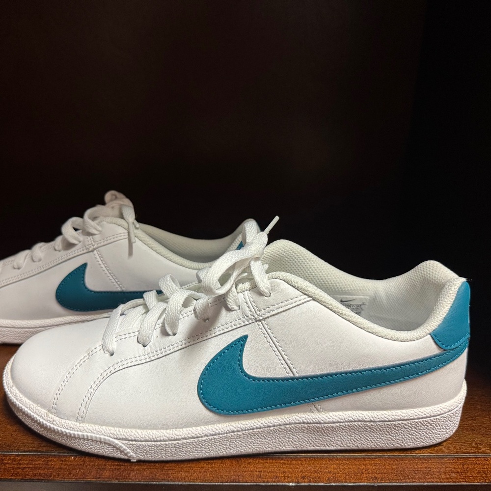 Nike Court Royale Sneakers size 9.5